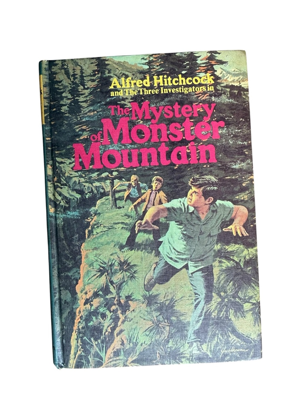 Alfred Hitchcock and the Three Investigators 20 The Mystery Of Monsters Mountain